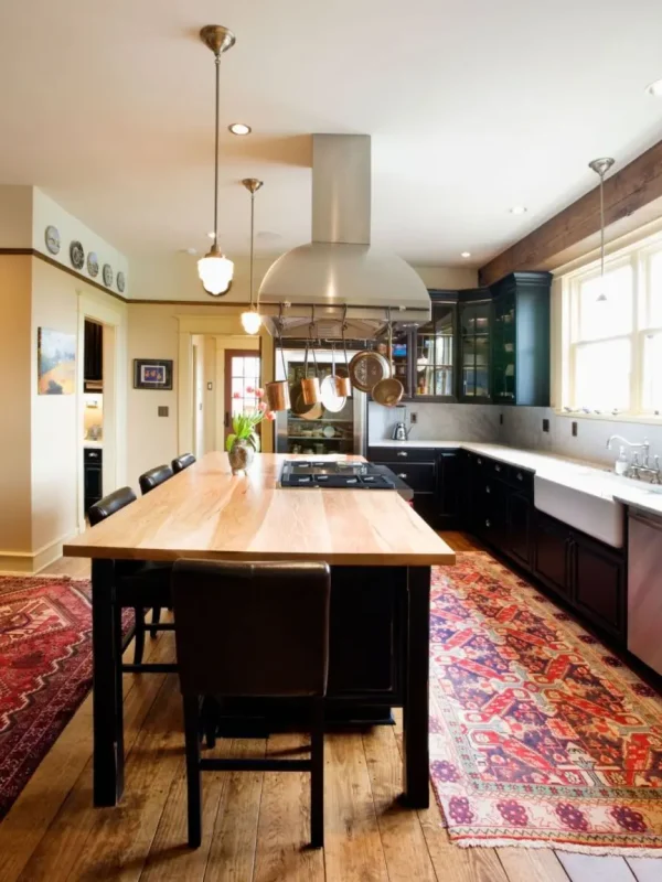 Mint Kitchen & Bath Remodeling Contractors – Leading Kitchen and Bath Contractors in Forest City for modern, functional kitchen and bath spaces.